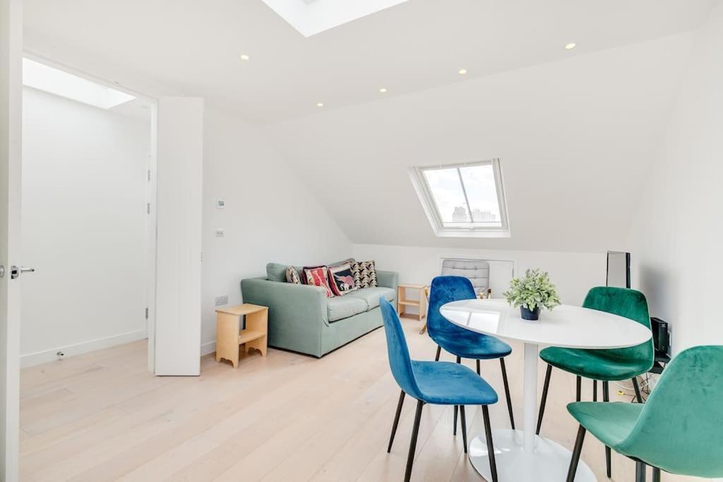 לונדון Modern 1 Bedroom Flat In Battersea מראה חיצוני תמונה